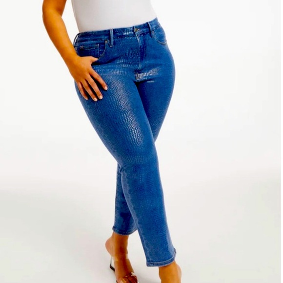 Good American Jeans - Picture 1 of 8